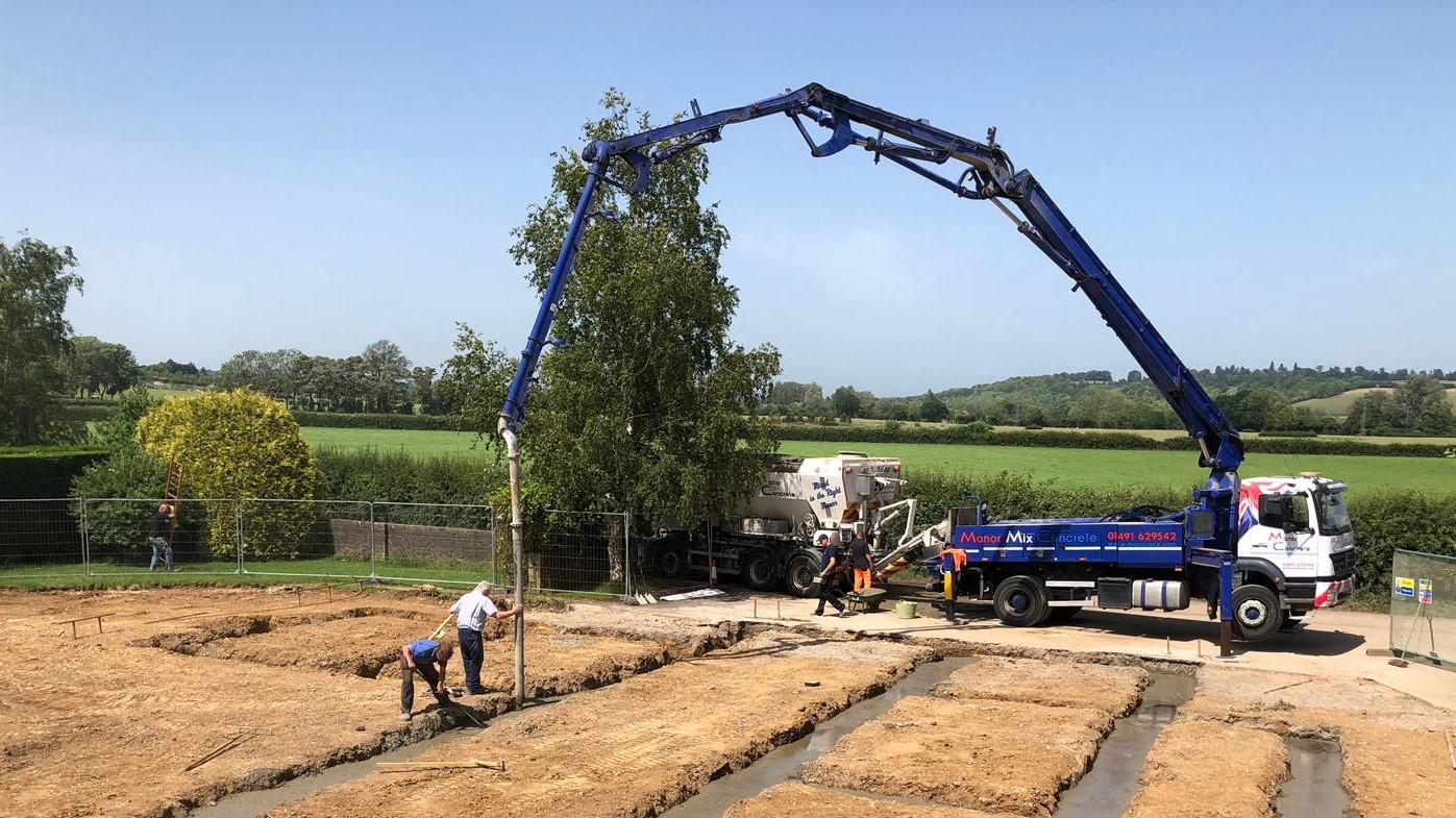 Concrete Pumping Reading, Oxford & Buckinghamshire | Manor Mix Concrete